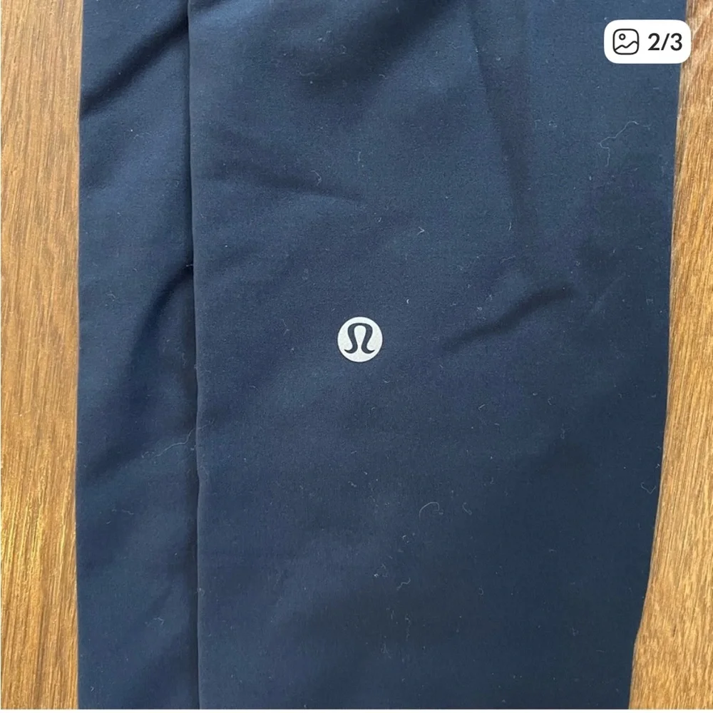 Lululemon True Navy Wunder Train High-Rise Crop - Picture 2 of 3